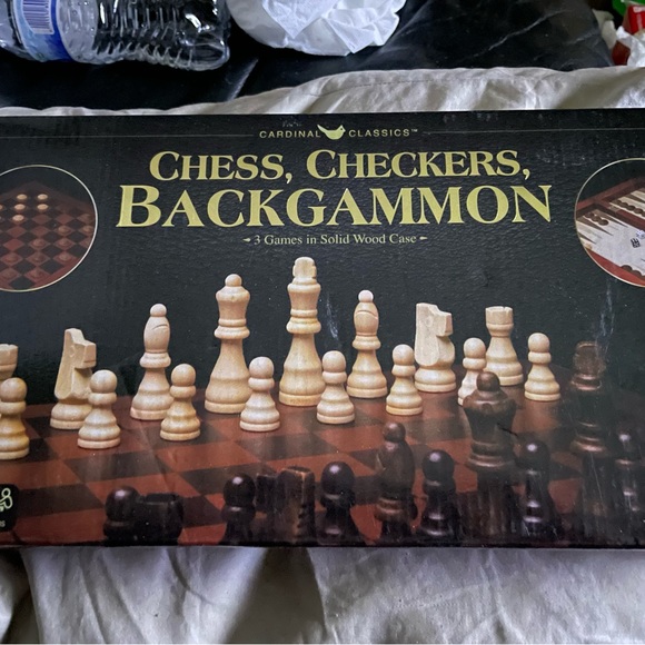 Chess checkers backhamman board game set new never used brand new in box sold! - Picture 4 of 4